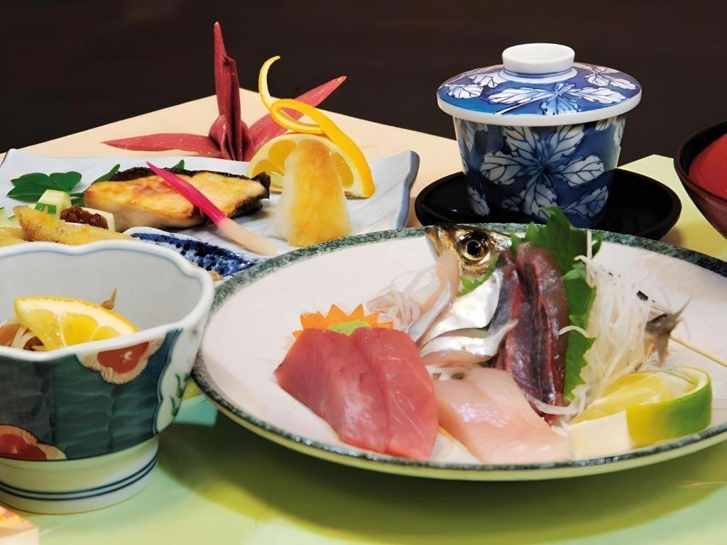 Akisawa Hotel Sukumo Экстерьер фото